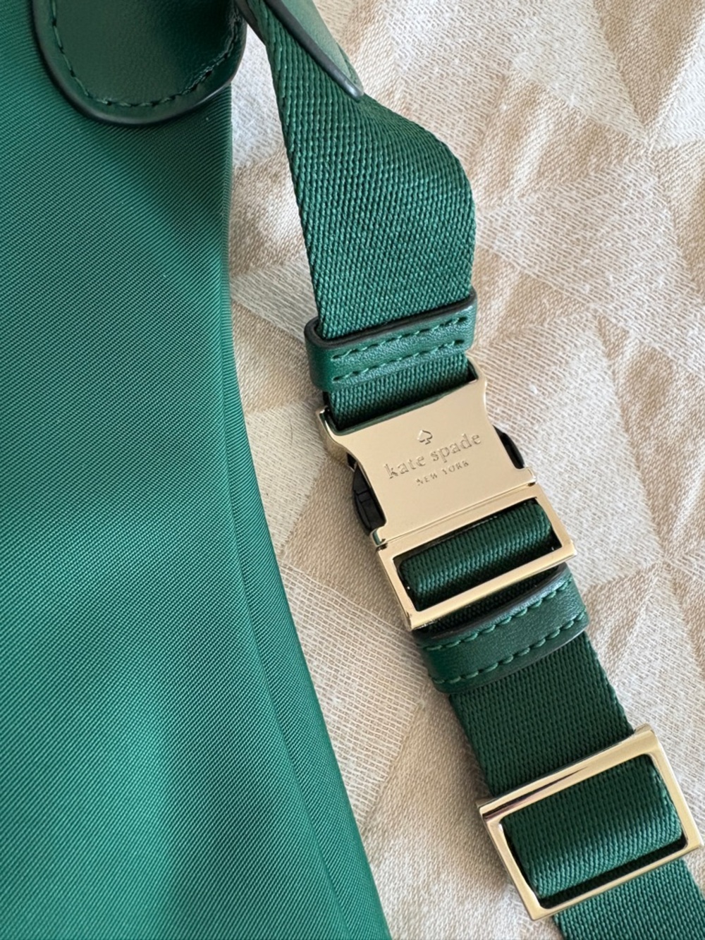 kate spade emerald green nylon crossbody with gold hardware - Picture 3 of 12
